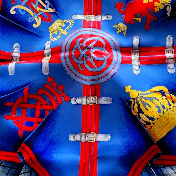 Hermes silk scarf - Picture 1 of 2